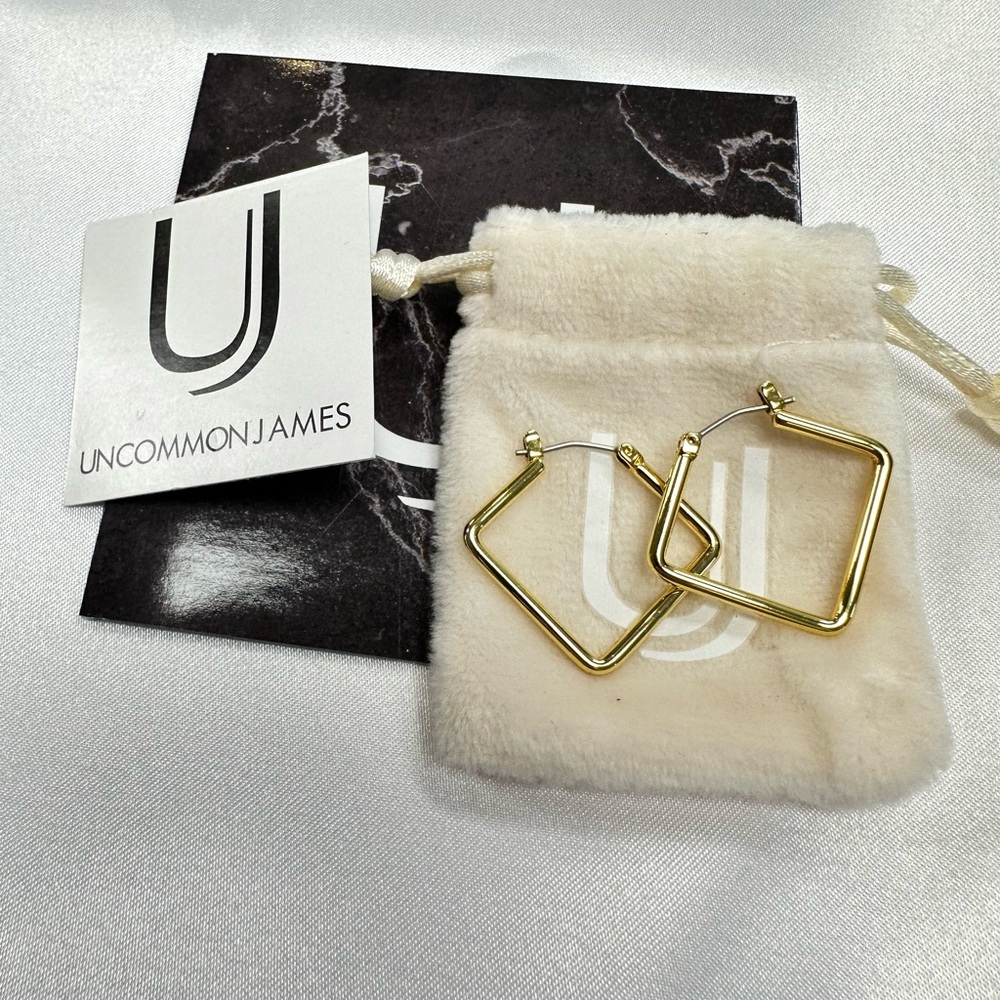 Uncommon James Polished Gold Square Hoop Earrings - Picture 5 of 5